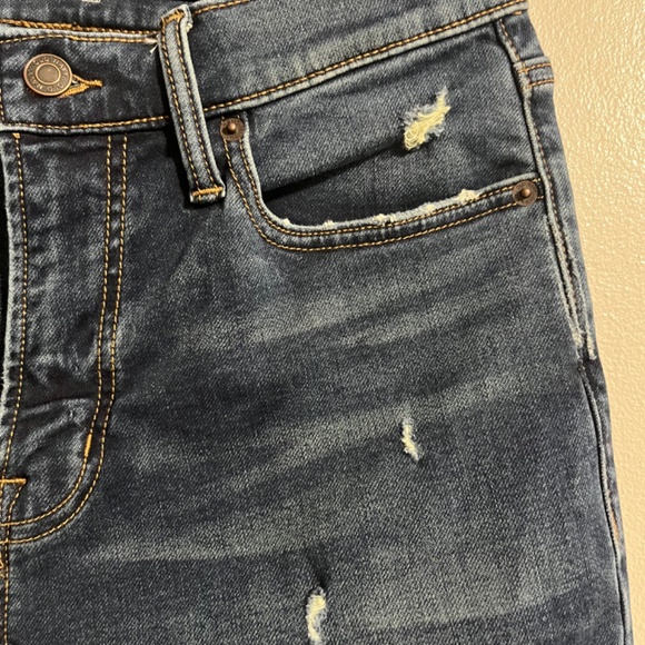 Old Navy 31x30 Slim Built-InTough Jeans - Picture 6 of 11